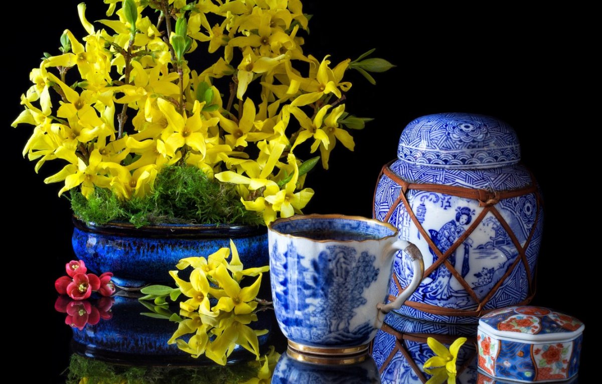 Обои для рабочего стола цветы и посуда