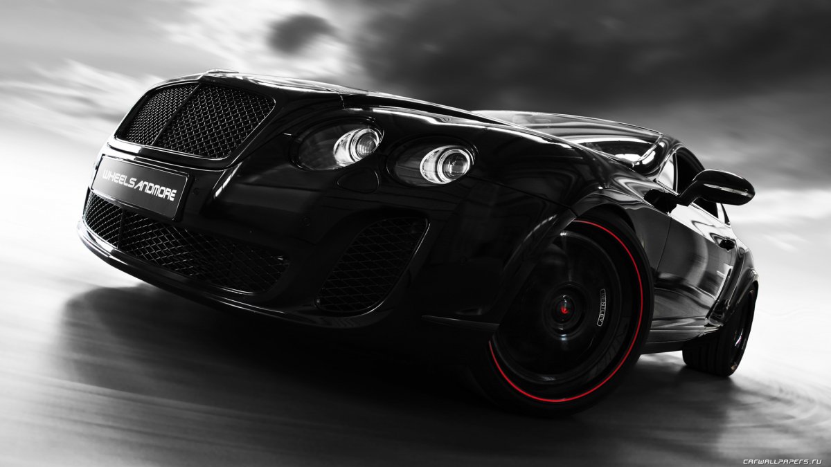 Машина черно белая