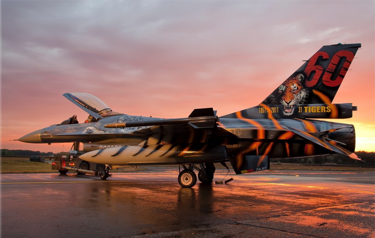 Военные самолеты на рабочий стол