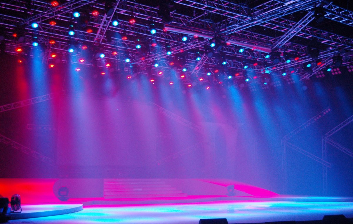 Концертная сцена