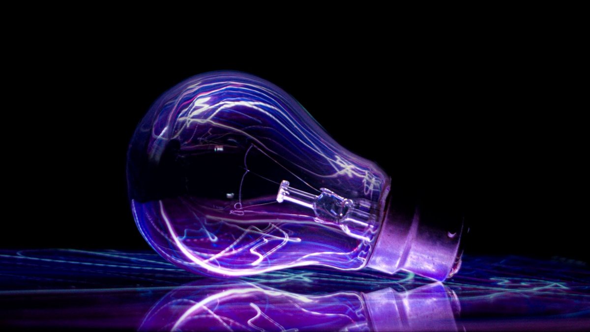 Лампочка обои