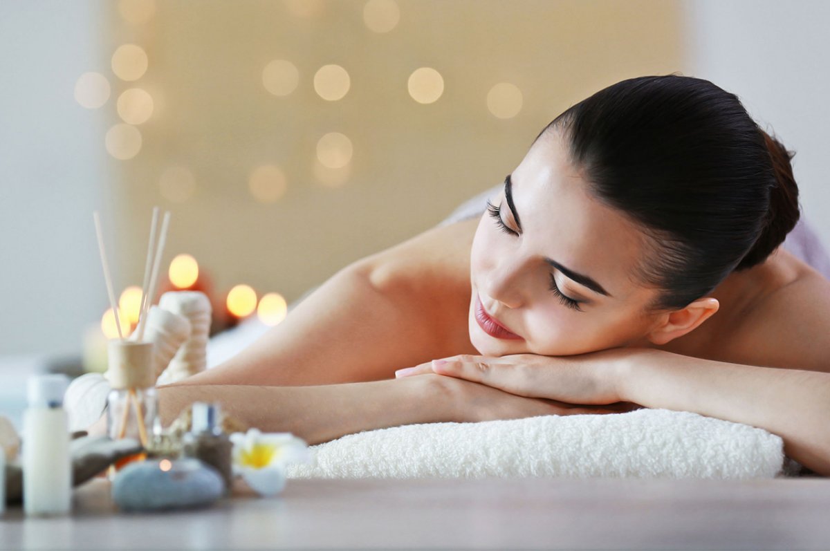 Девушки в сауне спа