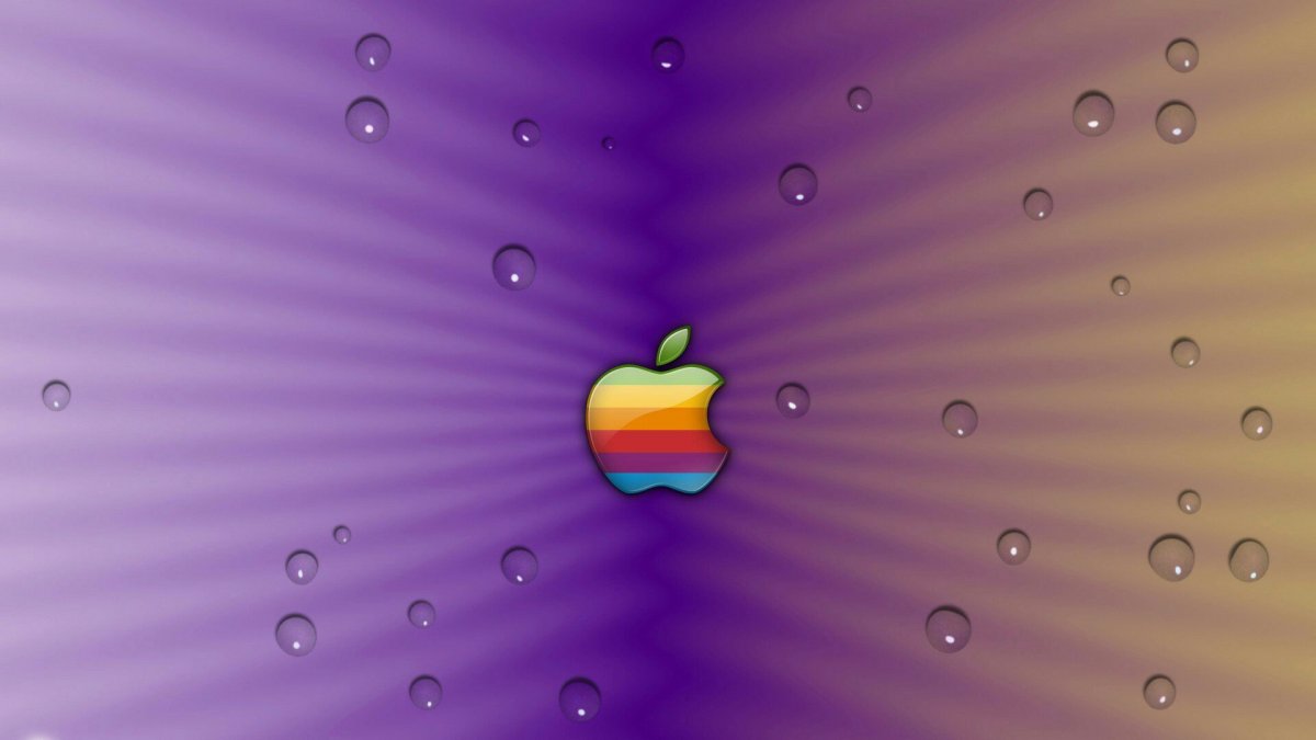 Сочные фрукты в воде