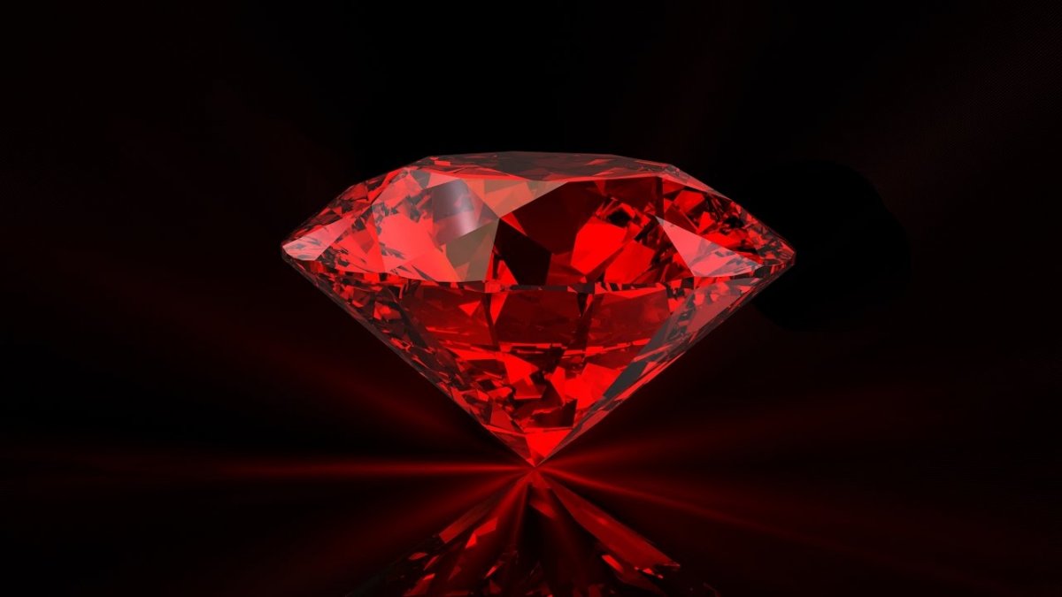Красный бриллиант 5.11 CT Moussaieff Red Diamond