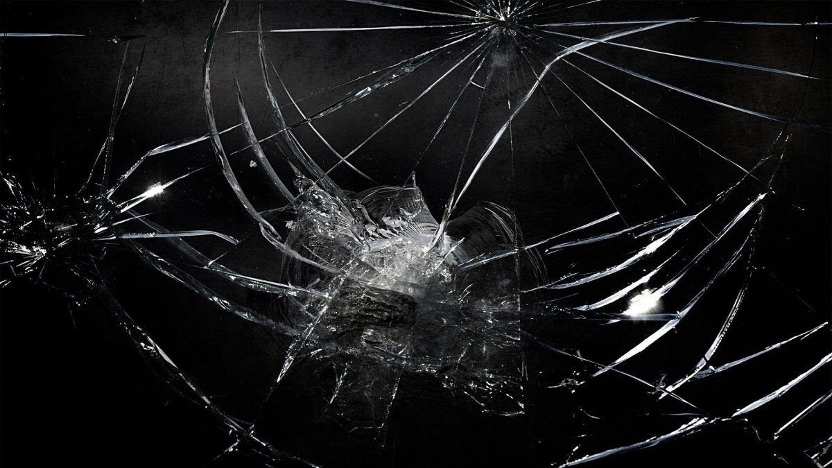 Разбитый монитор