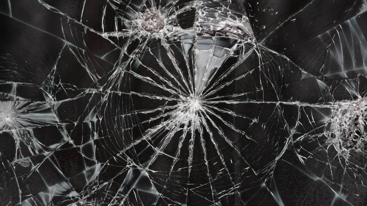 Разбитый экран