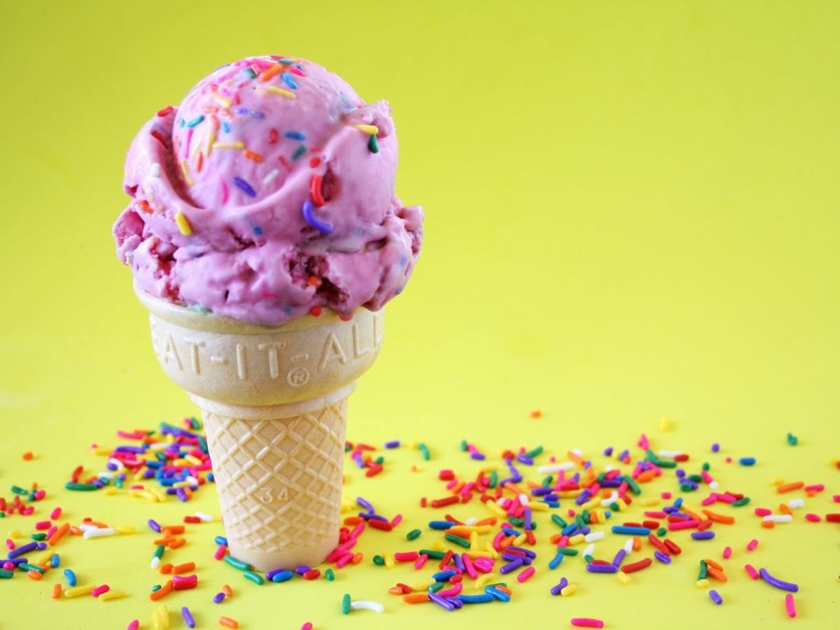 Мороженое сверху