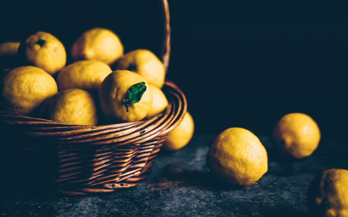 Разноцветные фрукты