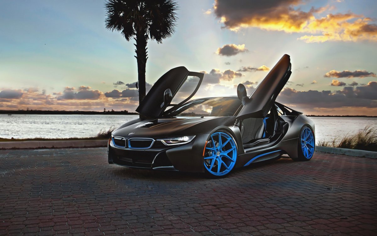 BMW i8