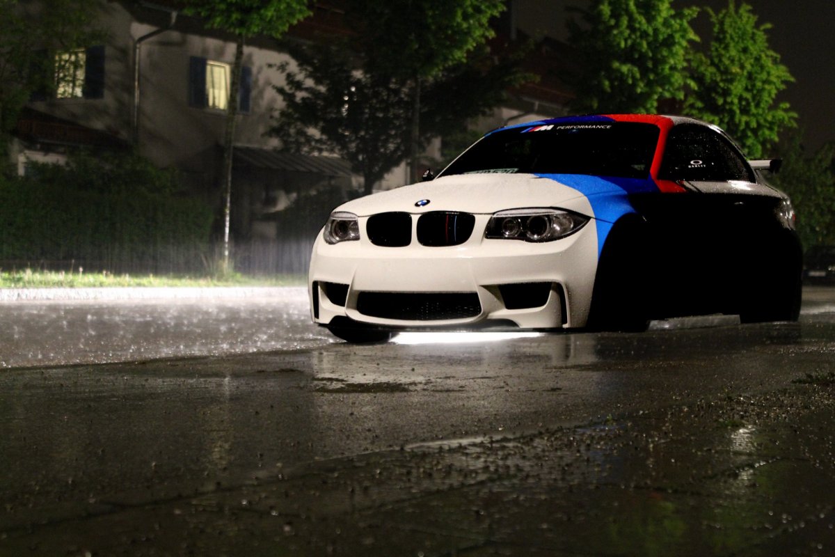 BMW 1m 1920x1080