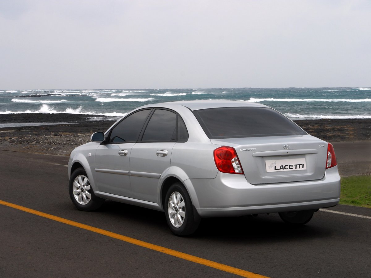 Chevrolet Lacetti седан