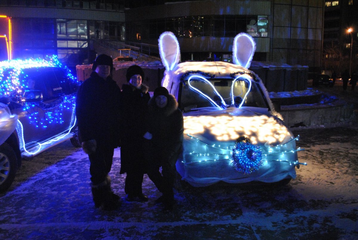 Мишура на машине