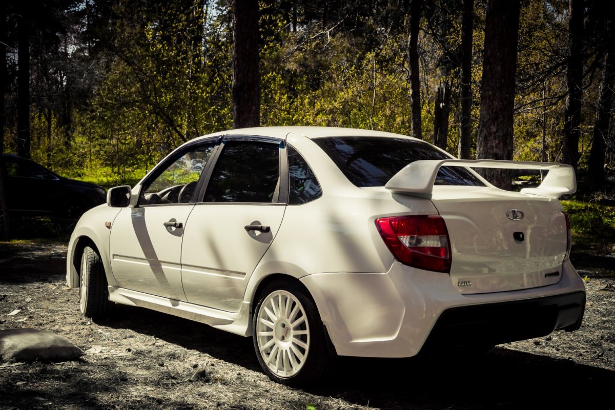 Лада Гранта (ВАЗ 2190, 2191).