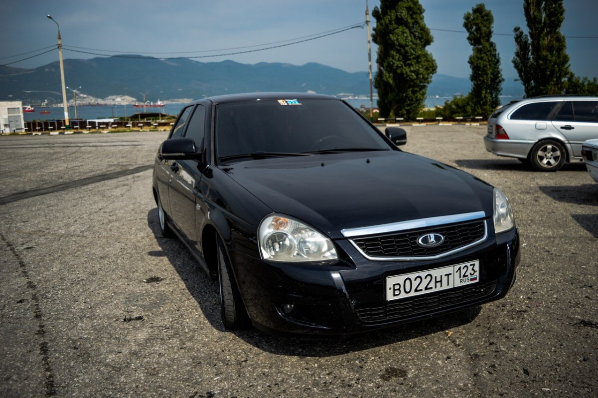 Лада Приора седан