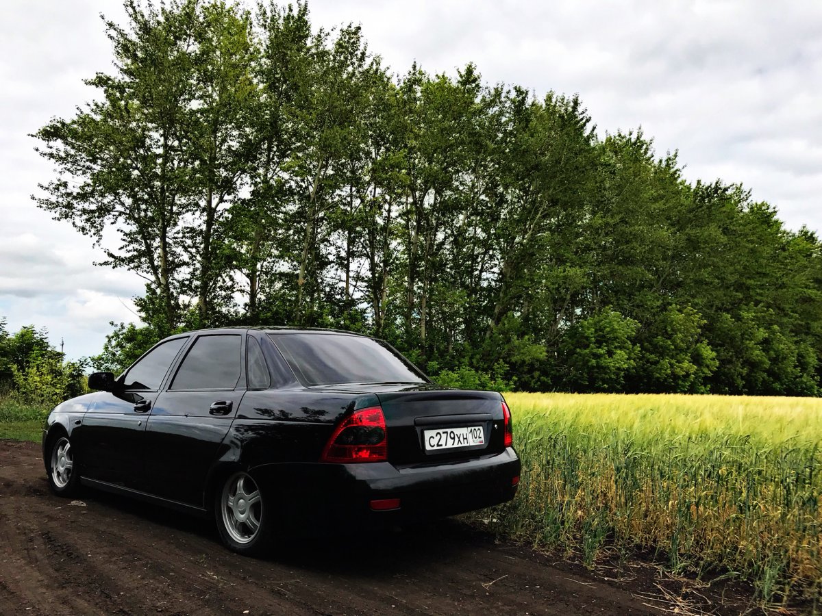 Приора седан