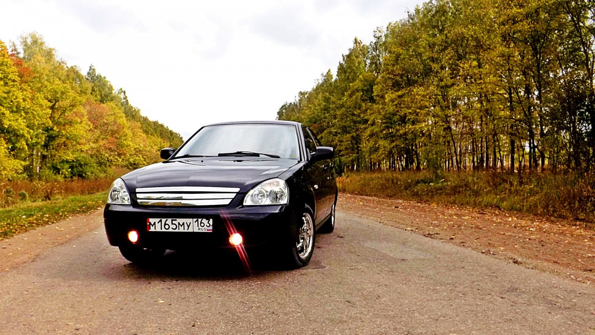 Лада Приора седан черная