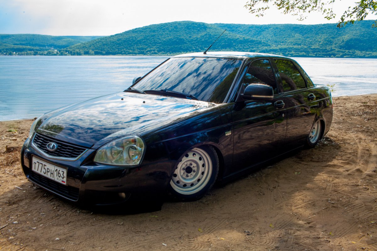 Лада Приора седан кориандр