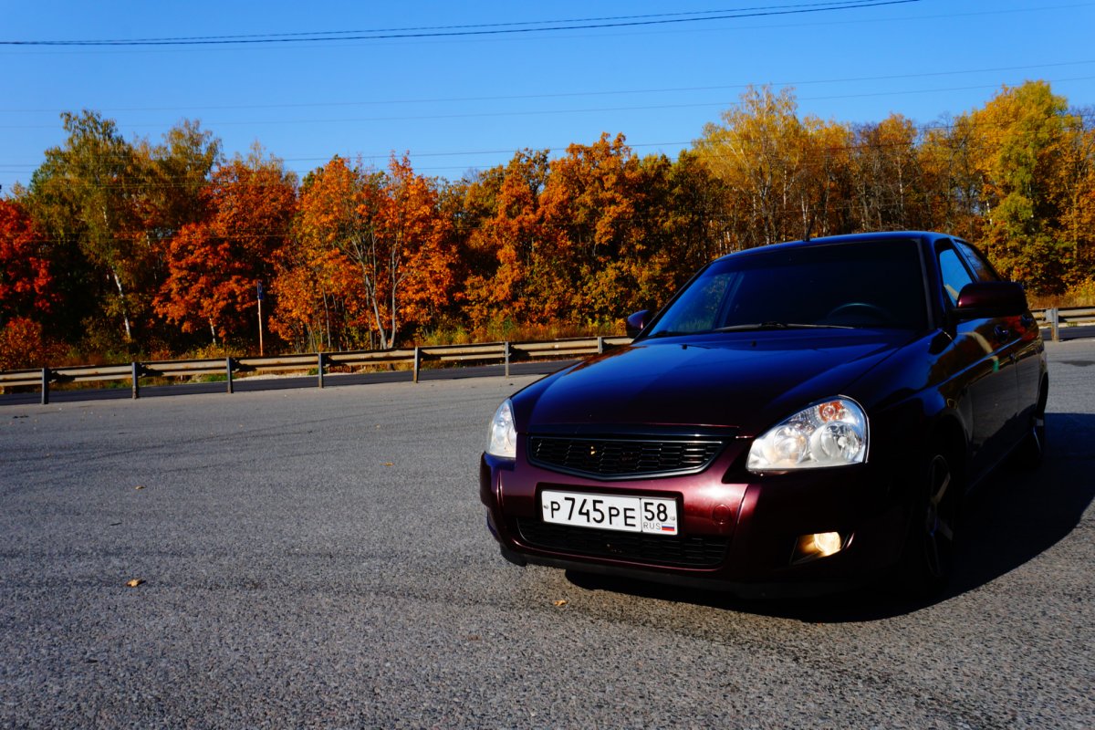 Lada Priora седан черный