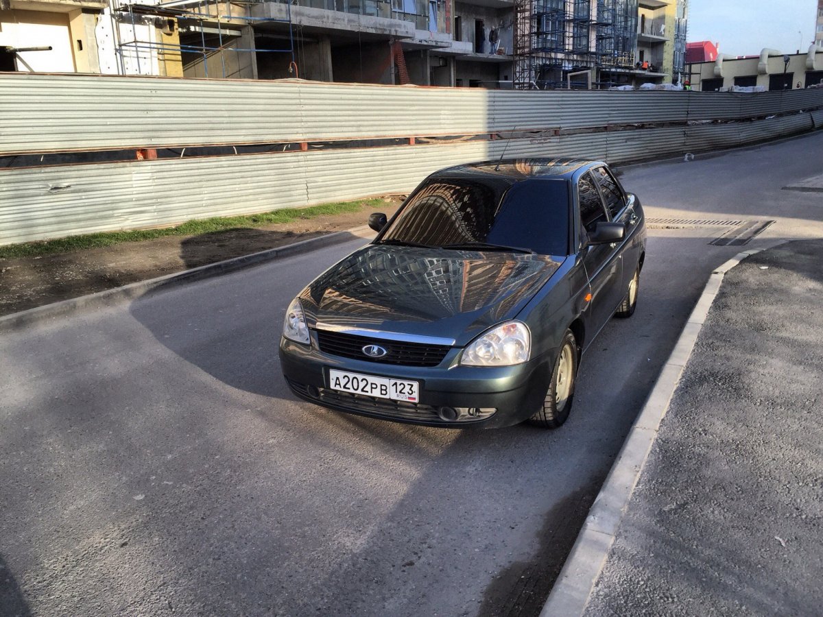 Приора седан 777