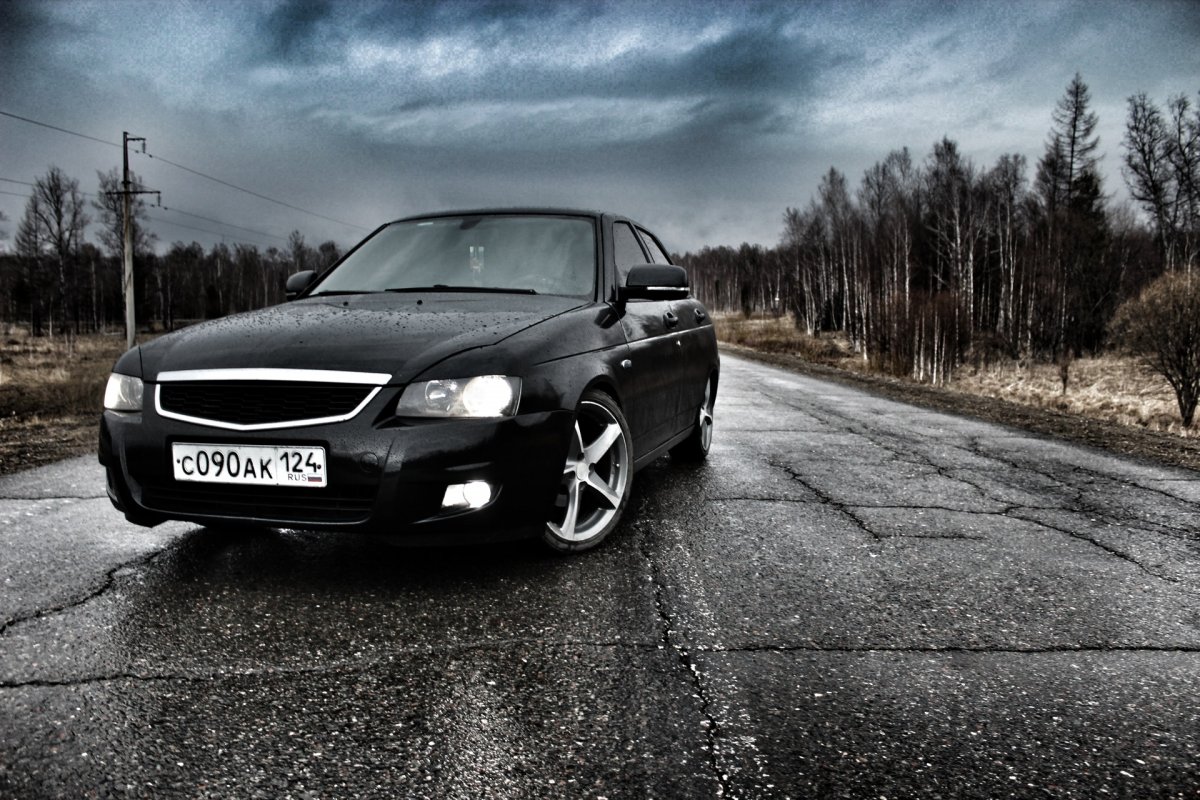 Лада Приора хэтчбек девушка