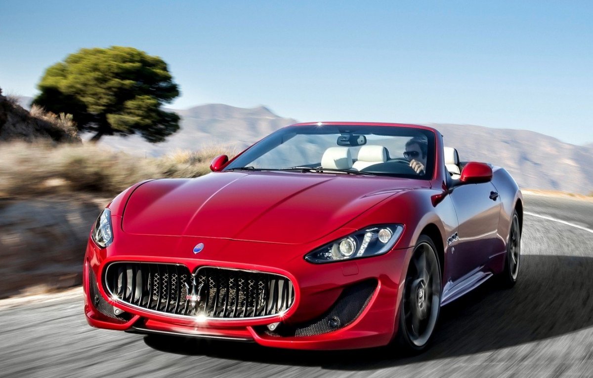 Maserati GRANCABRIO Red