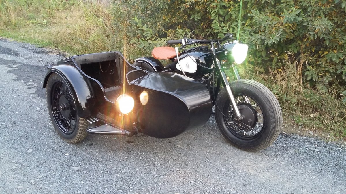 Кастом мотоцикл Урал с люлькой