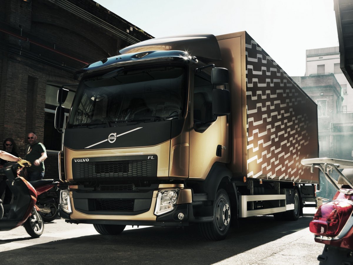 Новый тягач Volvo fh16 2020