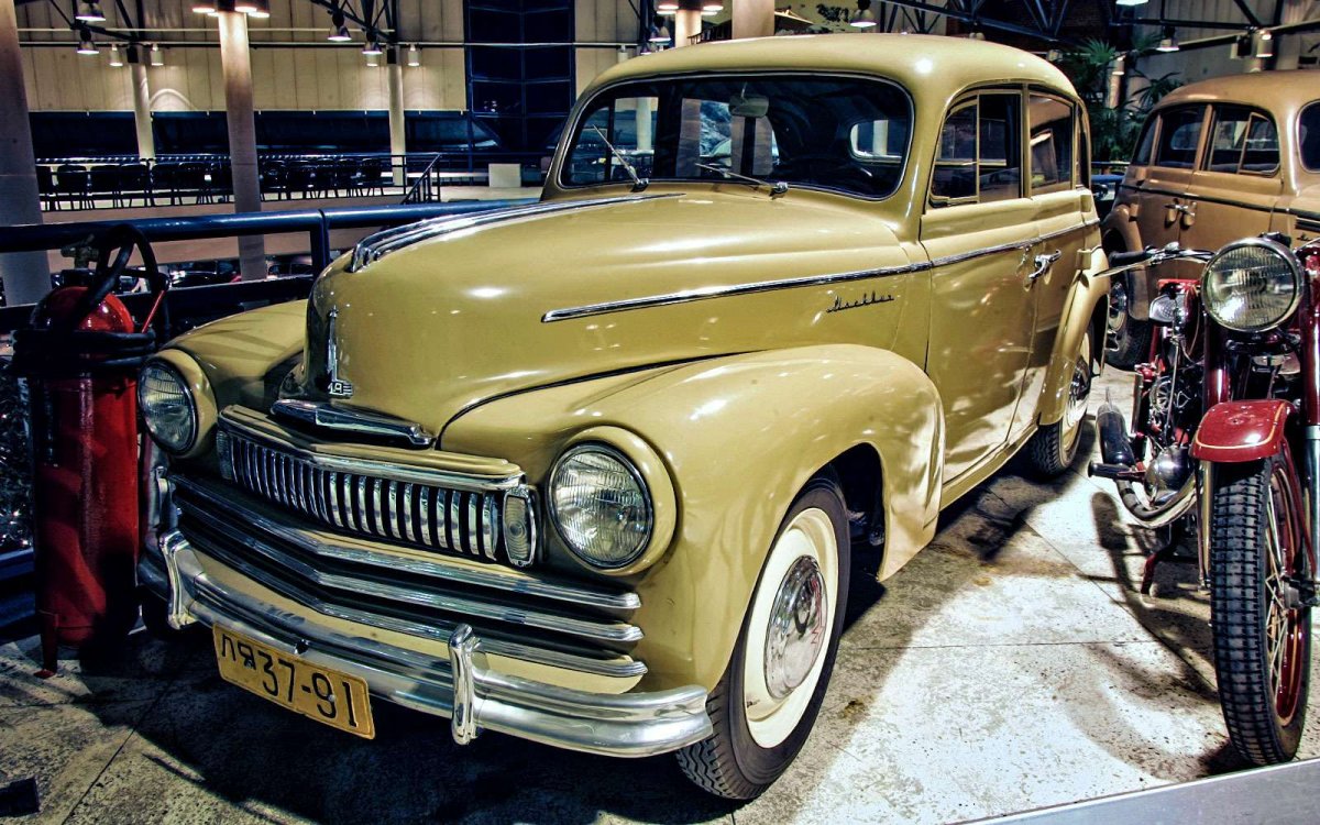 Старинные автомобили СССР