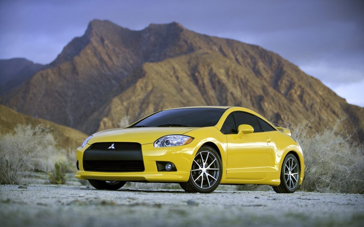 Mitsubishi Eclipse IV