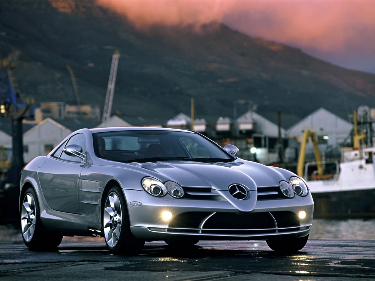 Mercedes-Benz SLR MCLAREN 2003