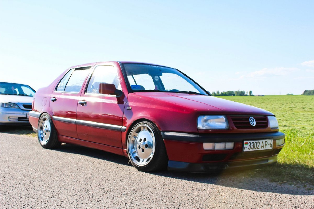 Фольксваген Венто 1