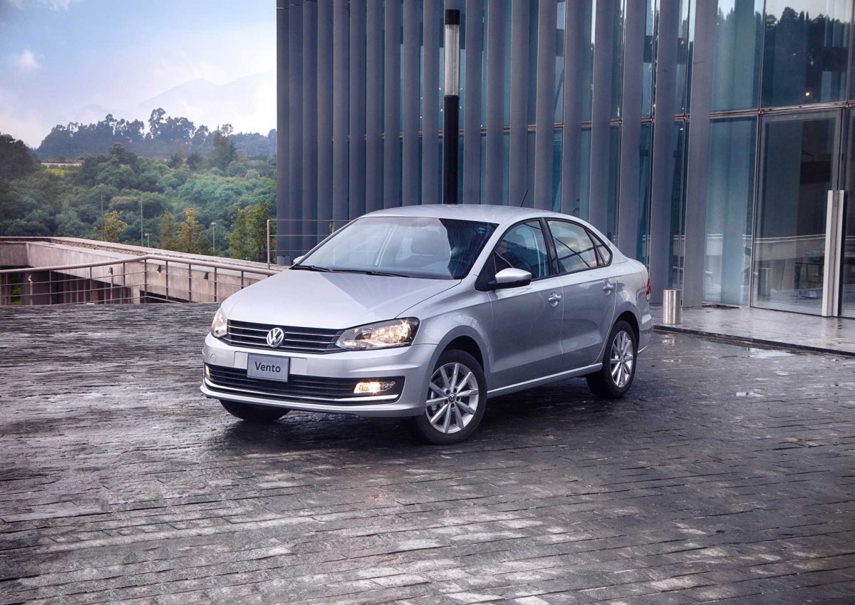 Фольксваген Венто 2015