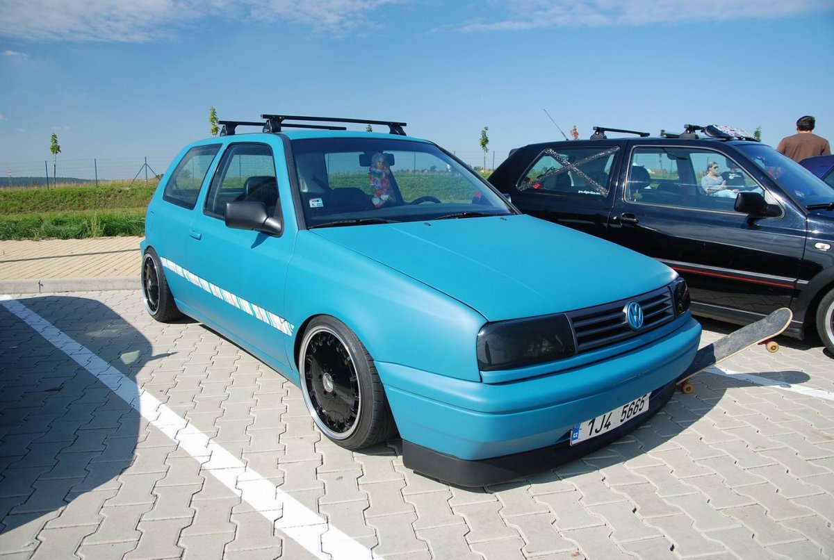 VW Vento 1.8 gl