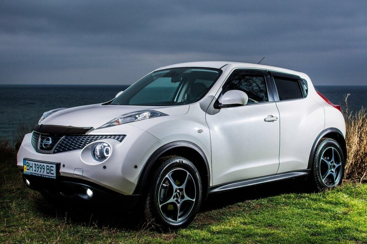 Nissan Juke White