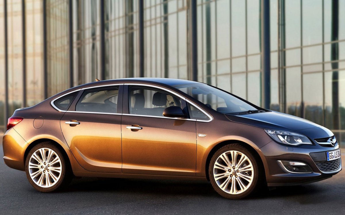 Опель седан 2020