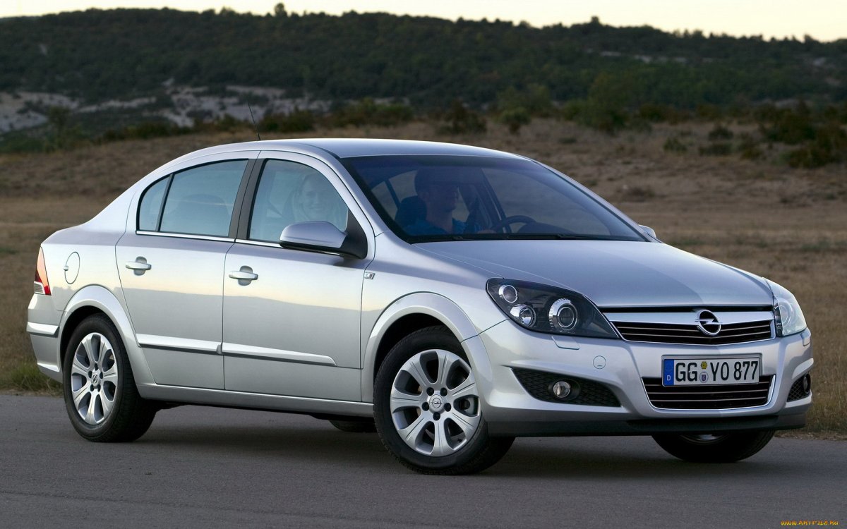 Opel Astra sedan