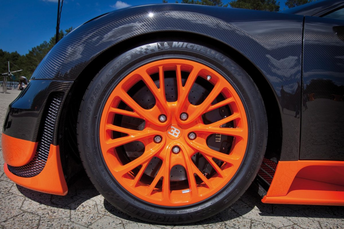 Шины Бугатти Вейрон