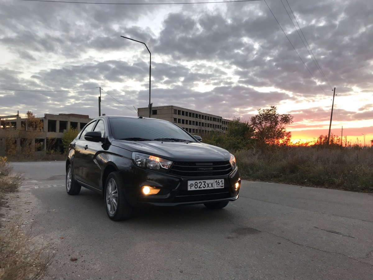 Веста черная Сток