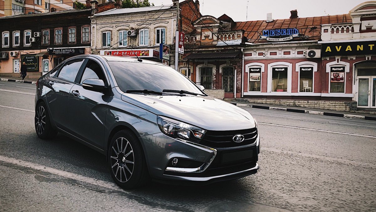 Lada Vesta Black