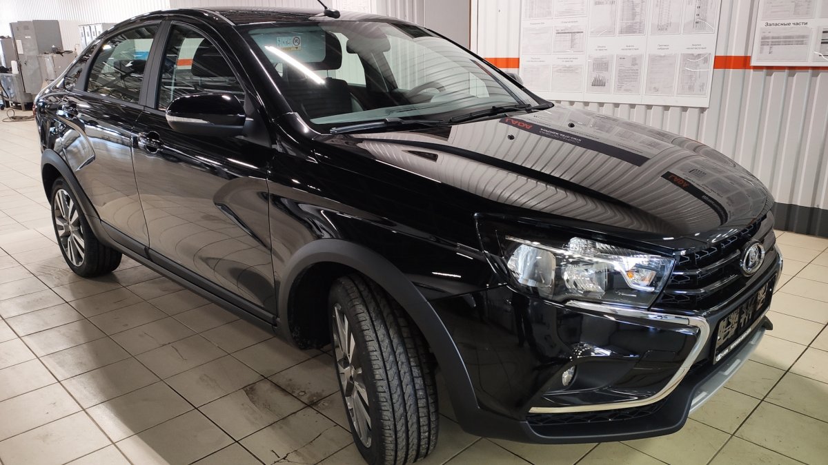 Лада Веста кросс Блэк