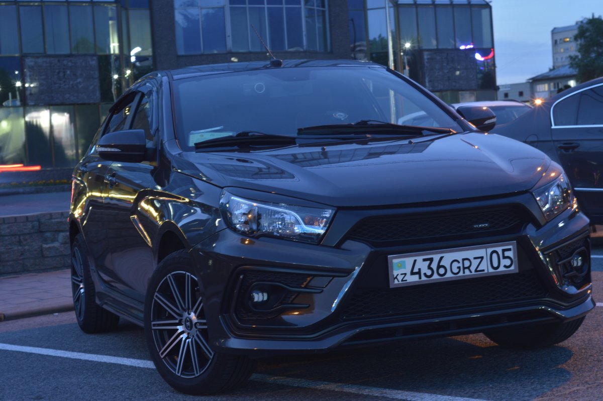 Lada Vesta Black Tuning