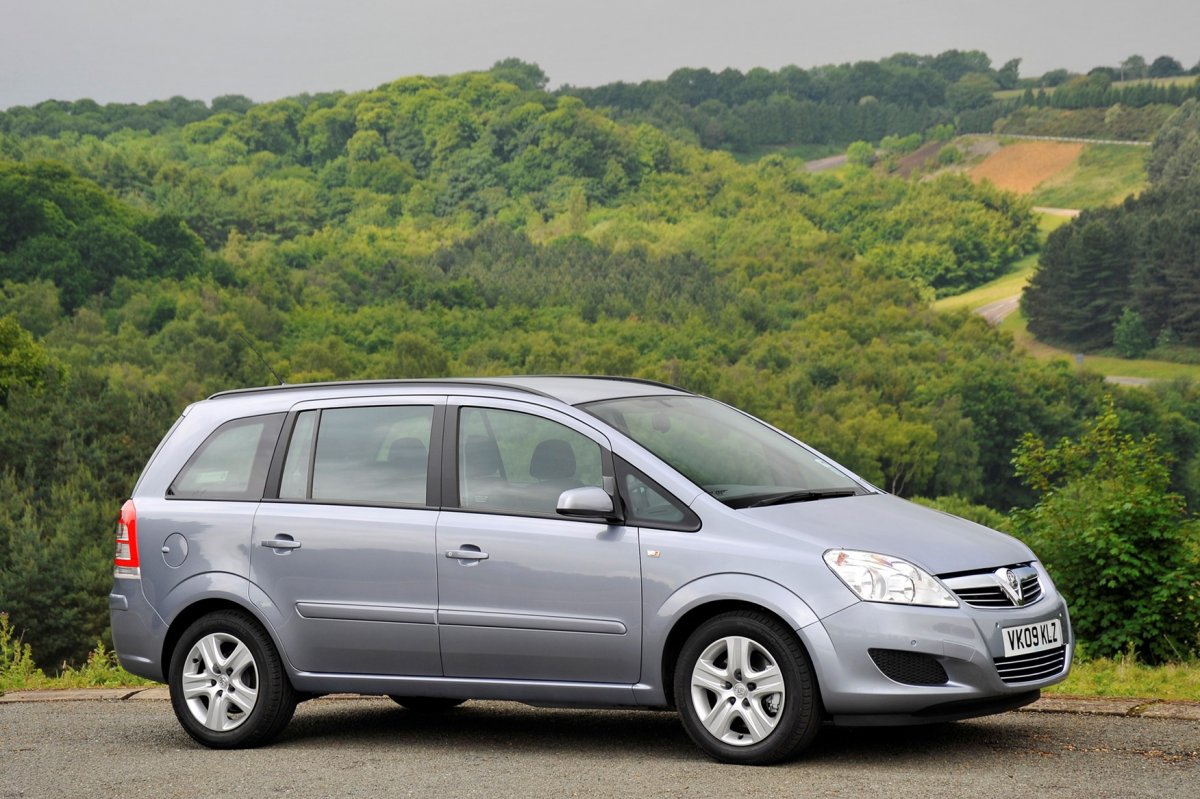 Опель Зафира минивэн 2008