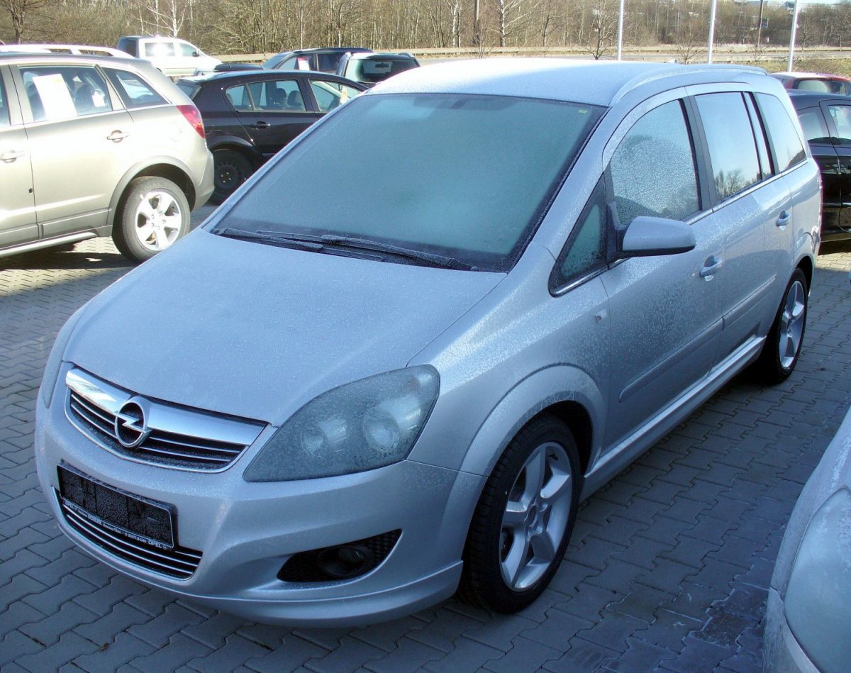 Opel Zafira OPC