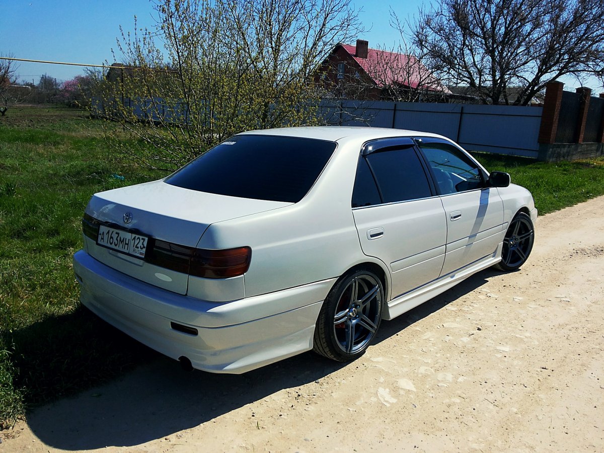 Тойота Королла ае101