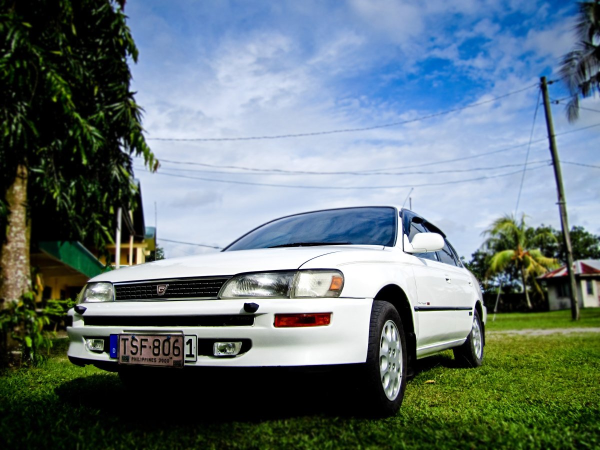 Toyota Corolla ае100