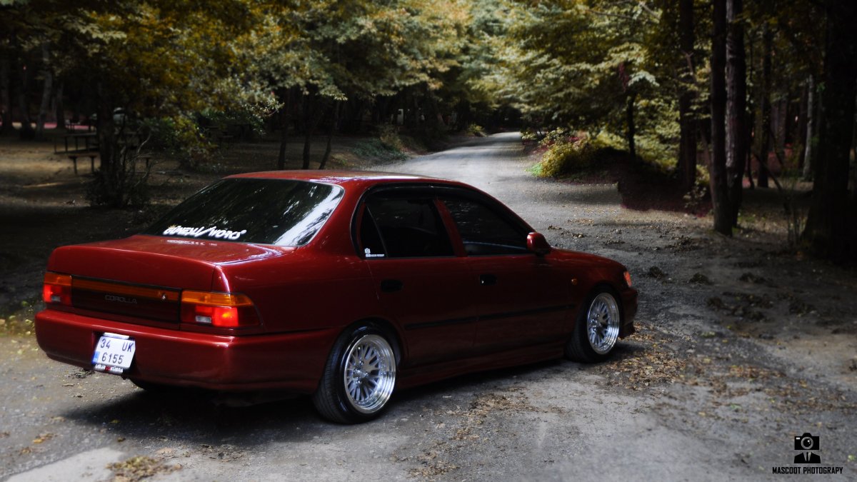 Тойота Королла 2013