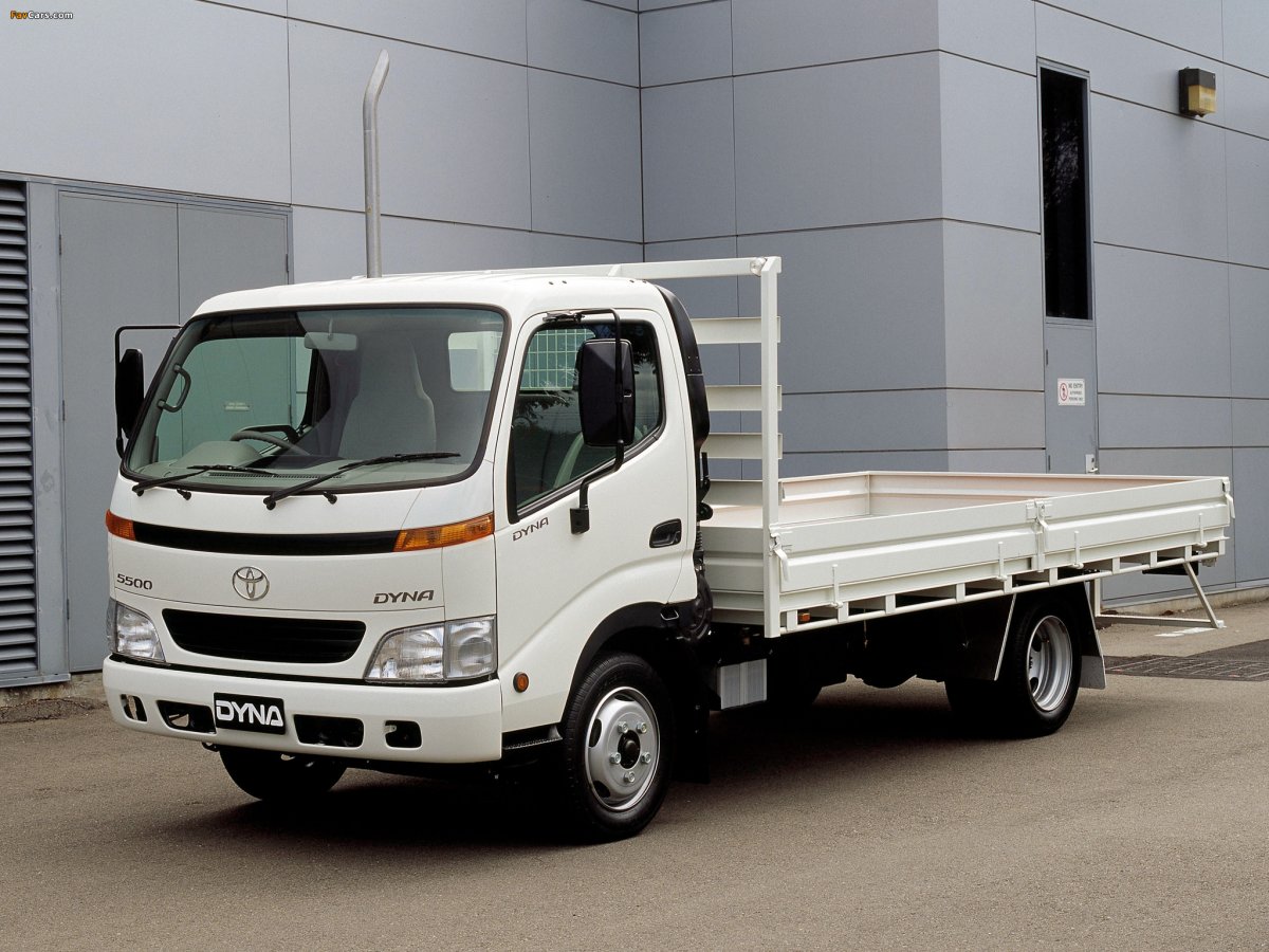 Toyota Dyna грузовик
