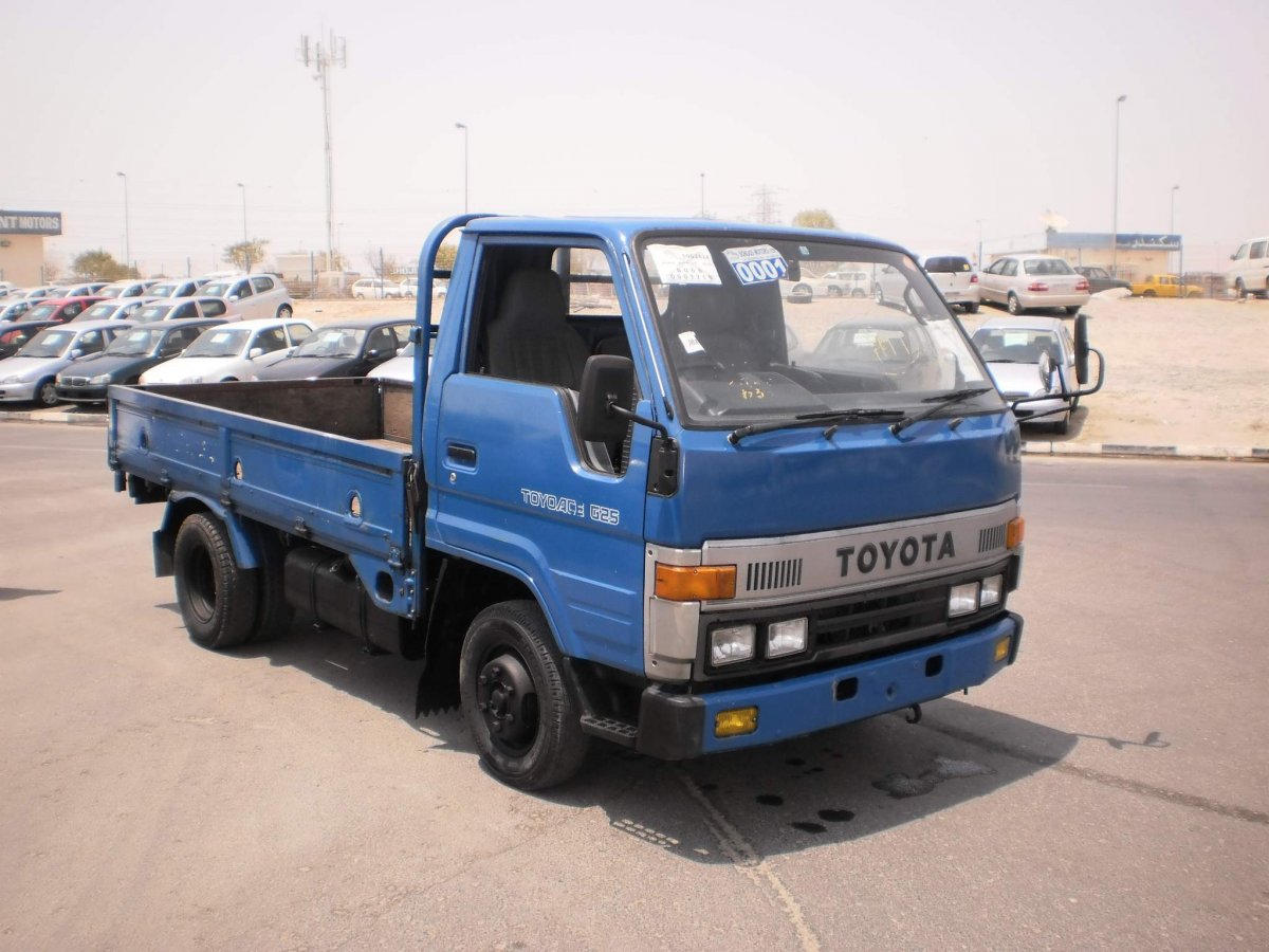 Toyota Dyna u800