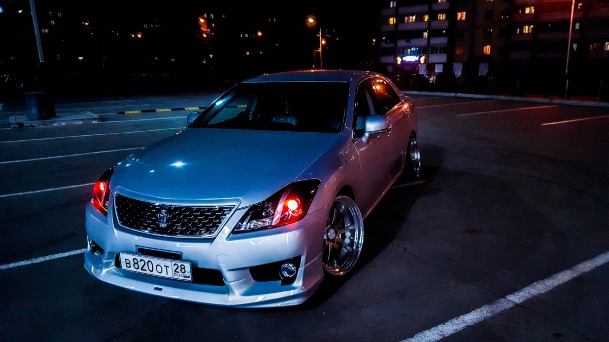 Toyota Crown athlete s505