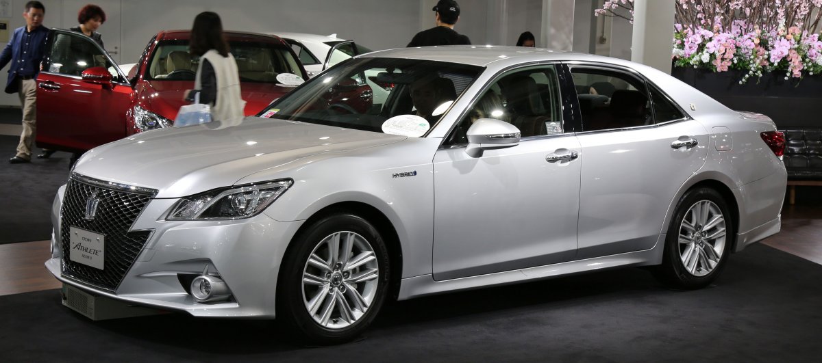 Toyota Crown Majesta 2014